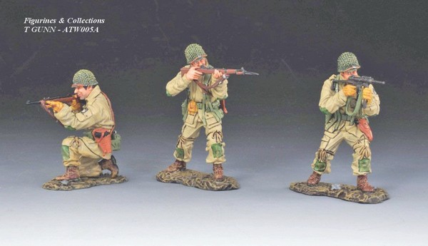 101st Air DD266-2 Kneeling & Sitting Paratroopers RETIRED by King & Country 
