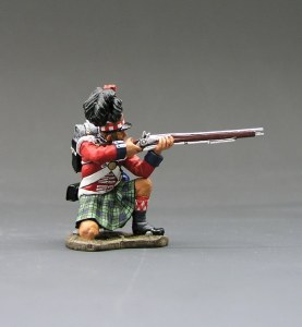 NA050 42nd Black Watch Highlander kneeling Firing RETIRED