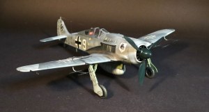 ACE-211 FW190A-8/R-11 PRE ORDER