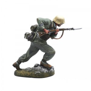 FL DAK046 Das Deutsche Afrika Korps Charging PRE ORDER
