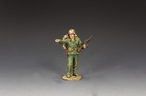 USMC071 Pointing Marine Gunny 