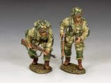 DD288-2 US Paratroopers Moving Forward ... Cautiously (101st)