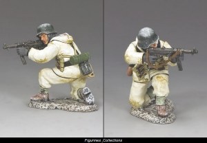 BBG079 Kneeling Aiming MP40 RETIRE