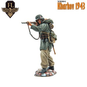 FL KKHA007 Winter German Waffen SS Standing Firing K98 