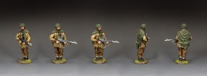 MG085 Patrolling Para Bren Gunner