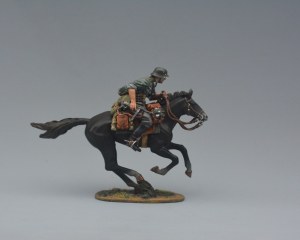 TM TMGC002A Private (armed with a submachine gun) PRE ORDER 
